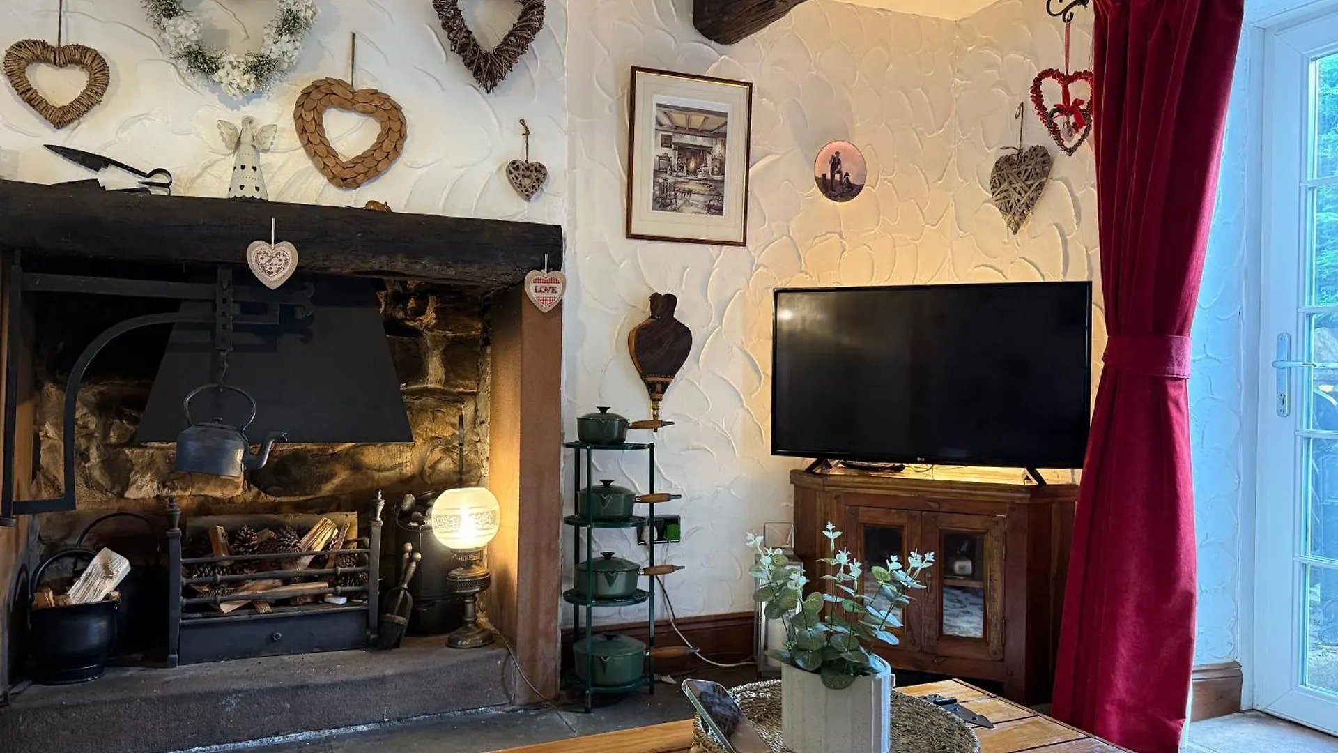 The Buttoned Hearth In Ullswater Semesterbostad Penrith