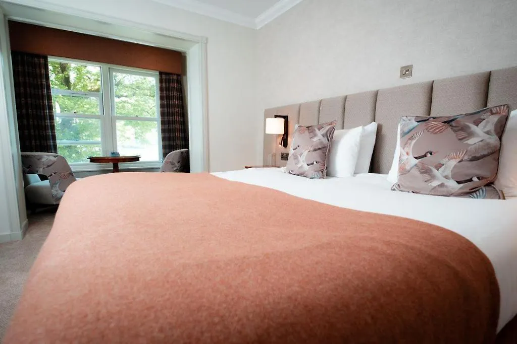 Hotel And 4*