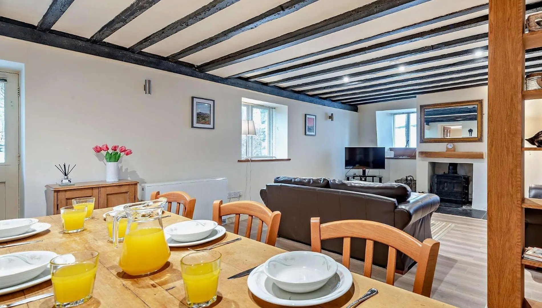 3 Bed In 78852 *