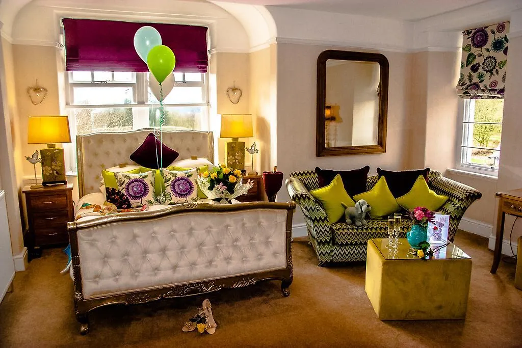 Boutique & Hot Tubs