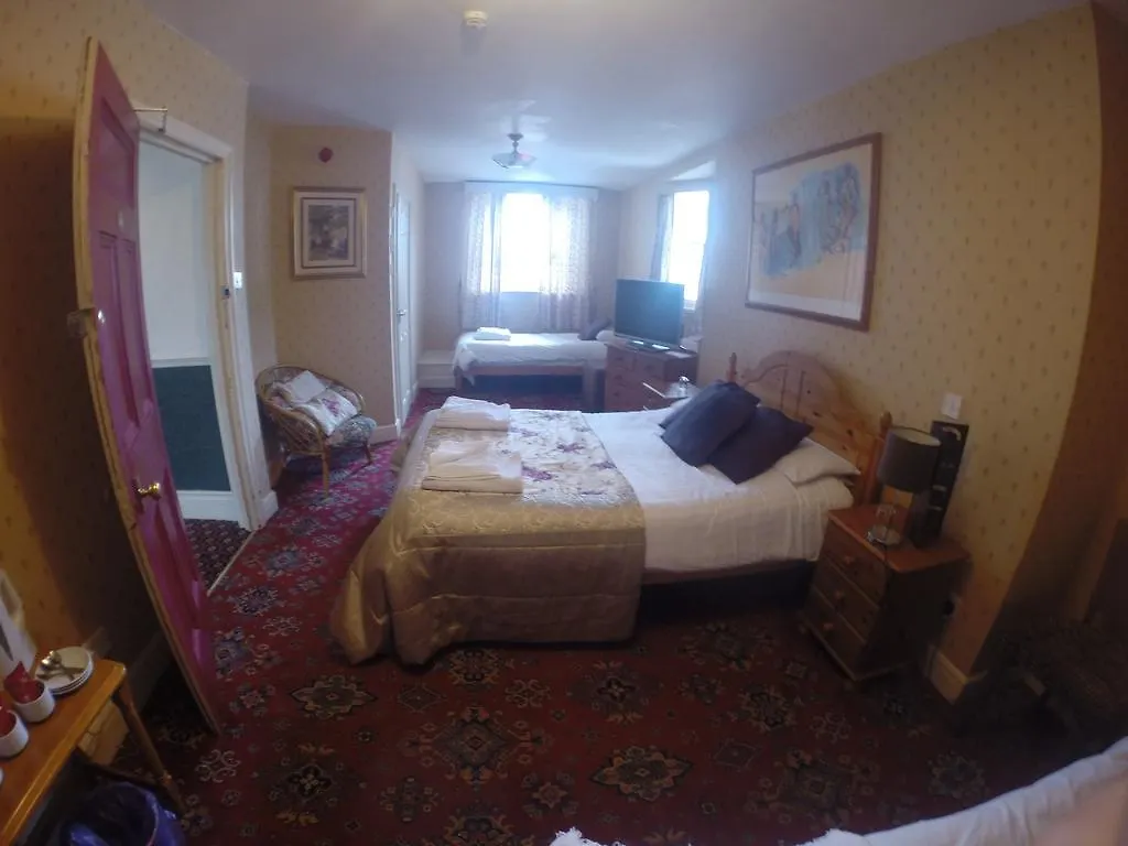 The Black Bull 5*