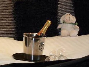 Hotel Glenville - Adults Only 4*