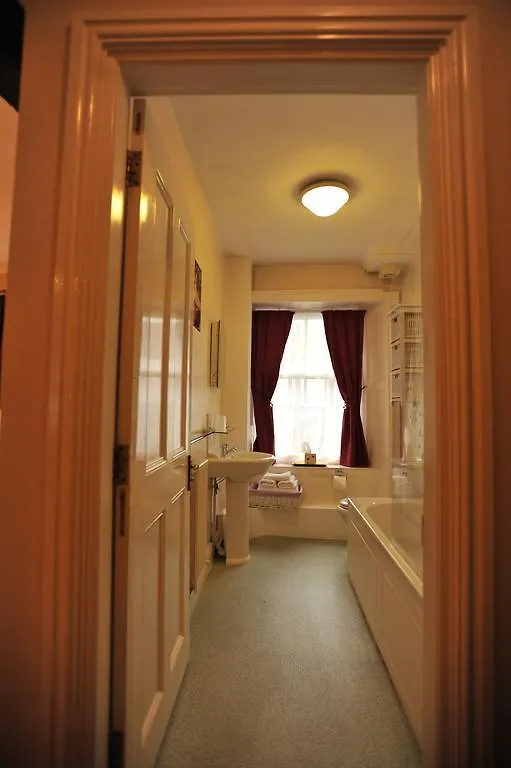 Hotel The George 4*