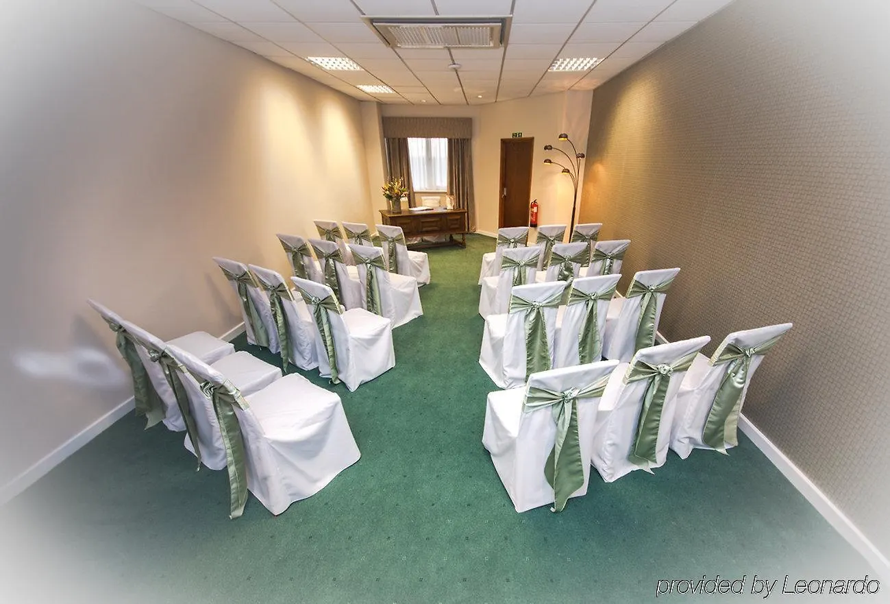 Hotel Greens At