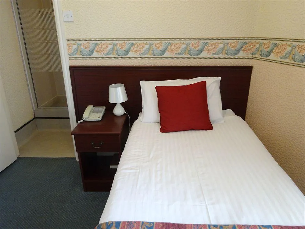 Waverley Hotel