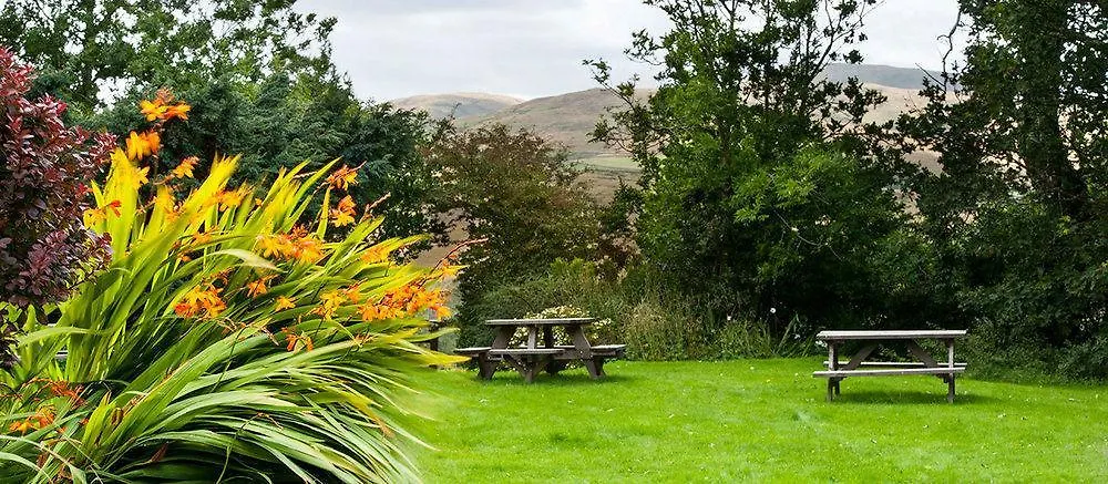 The Fat Lamb Country And Nature Reserve Inn