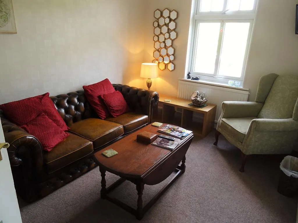 Meadowcroft 4*