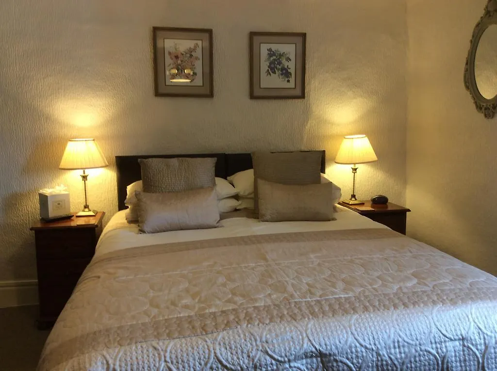 Crosslands Farm Guest house 4*