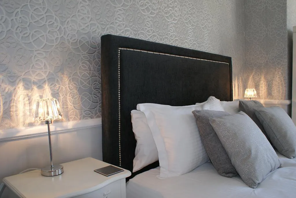 The Coppice - Including Off-site Health Club Guest house Windermere
