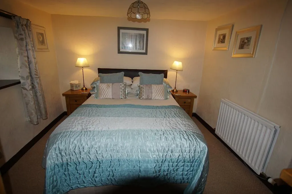 Crosslands Farm Guest house 4*