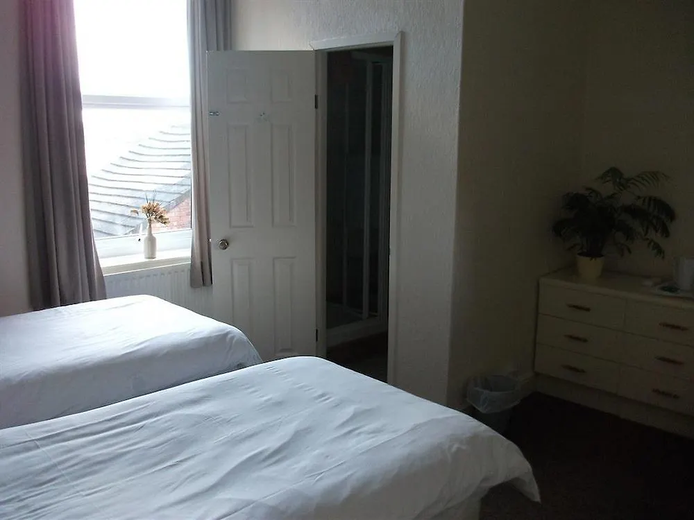 Townhouse Bed & Breakfast 4*
