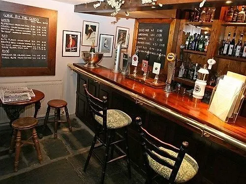 Bed & Breakfast Hare And Hounds