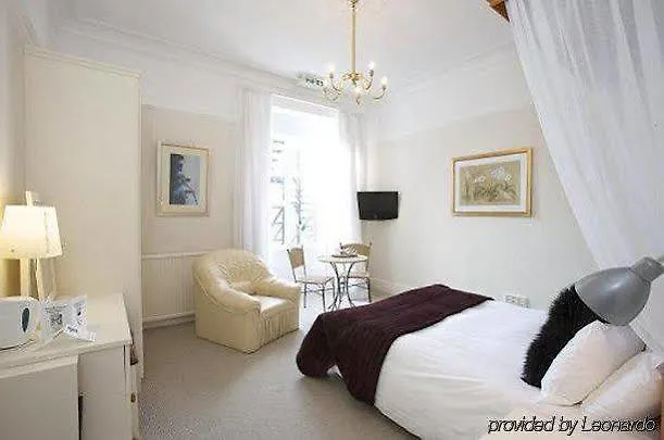 Hotell Lakes 3*