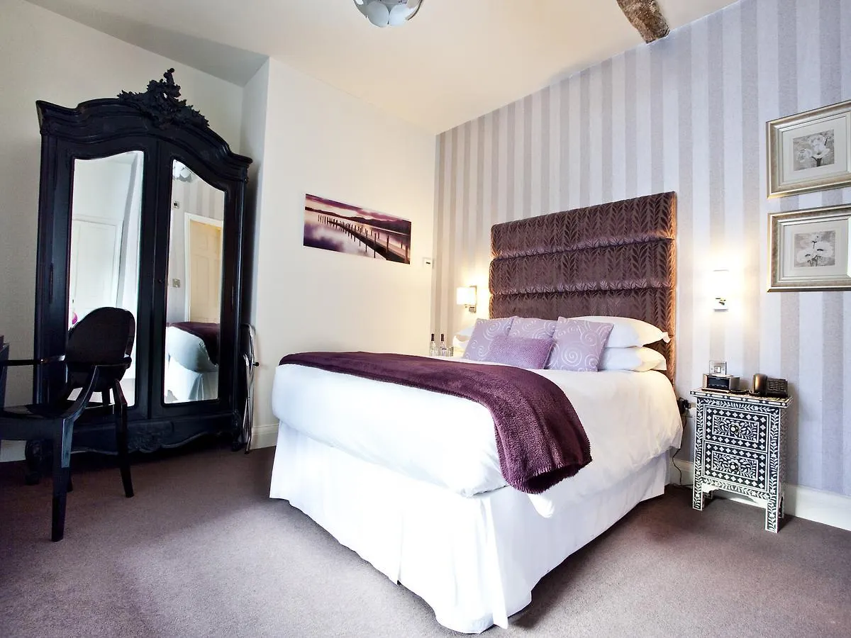 The Royal Hotel 3*