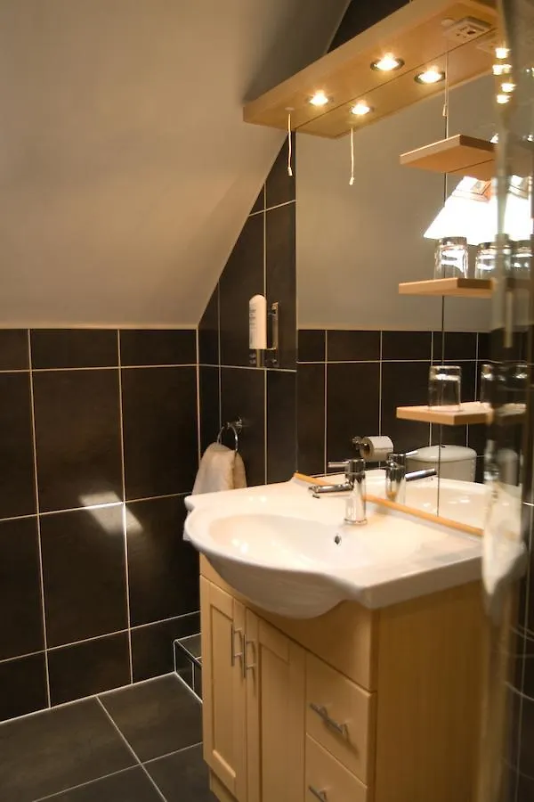 Hotel Chequers 4*