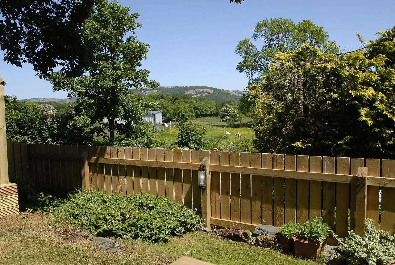 Beech Hill House 3*