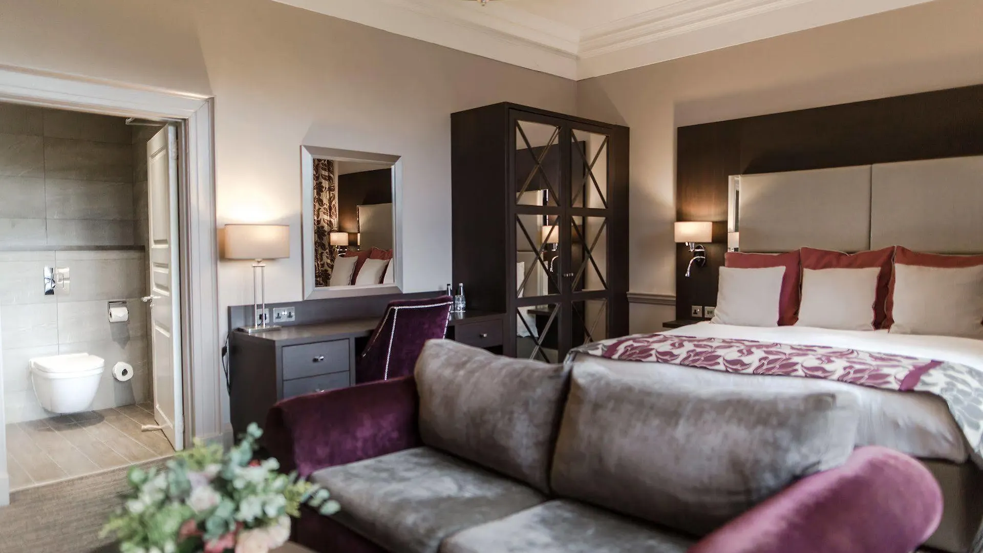 Abbey House Hotel