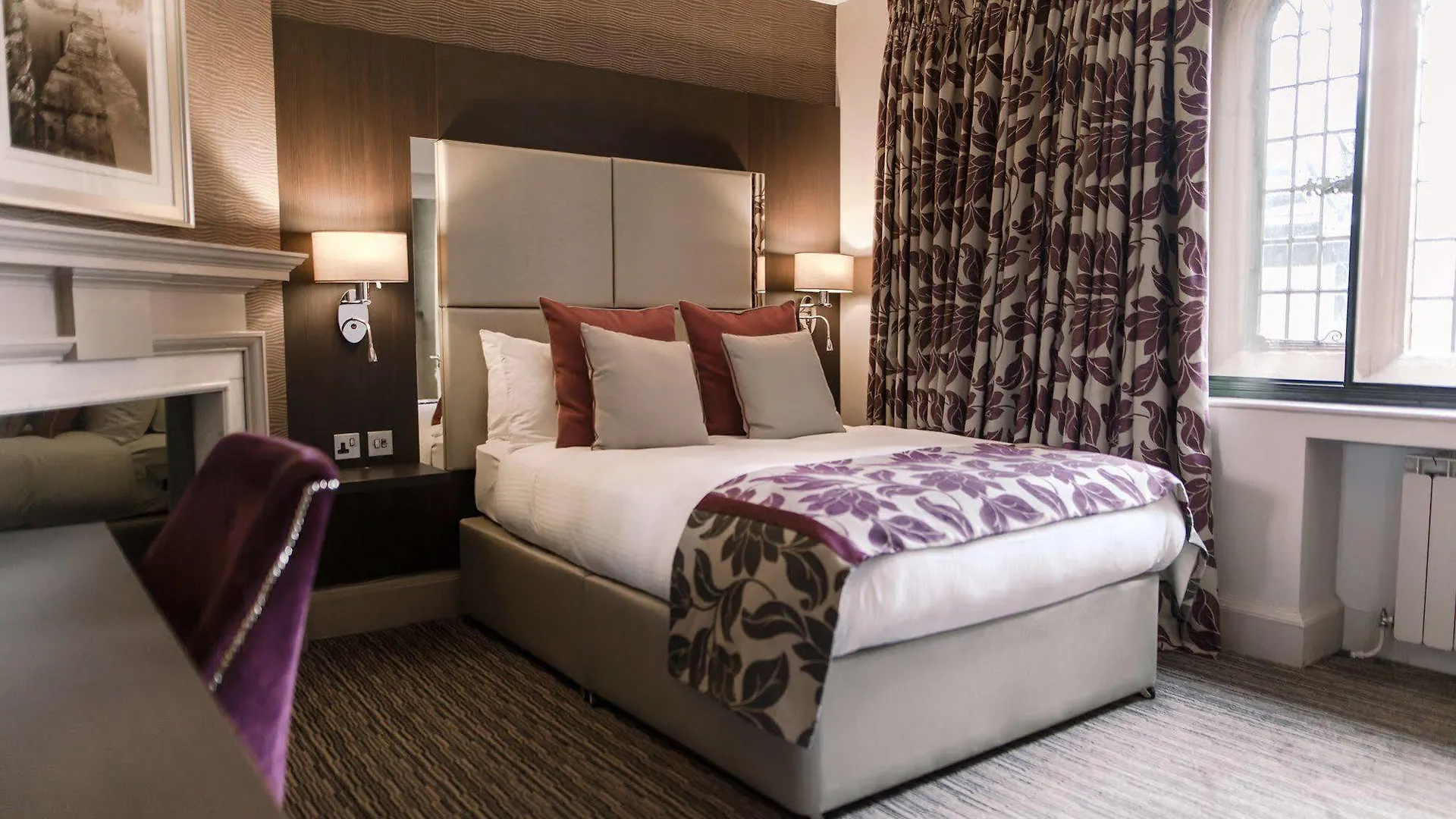 Abbey House Hotel 4*