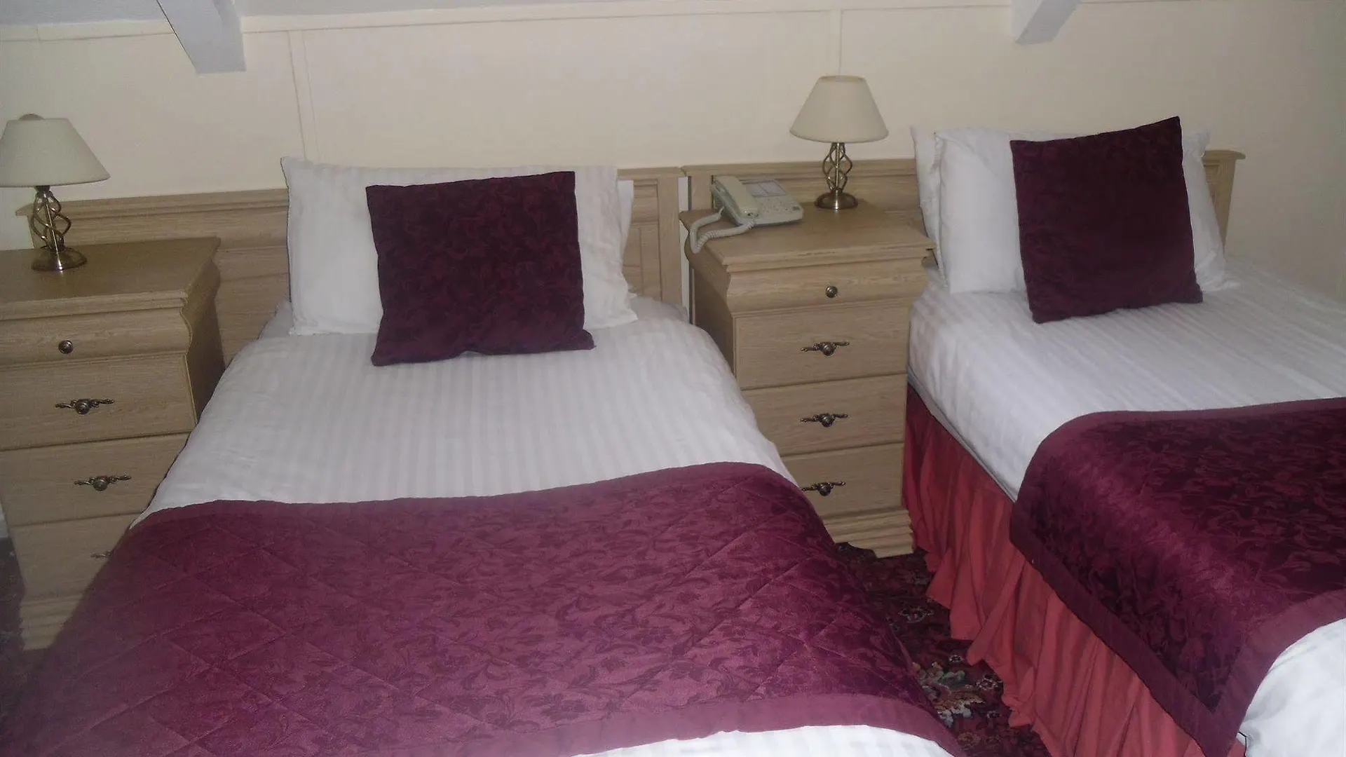 Waverley 3*