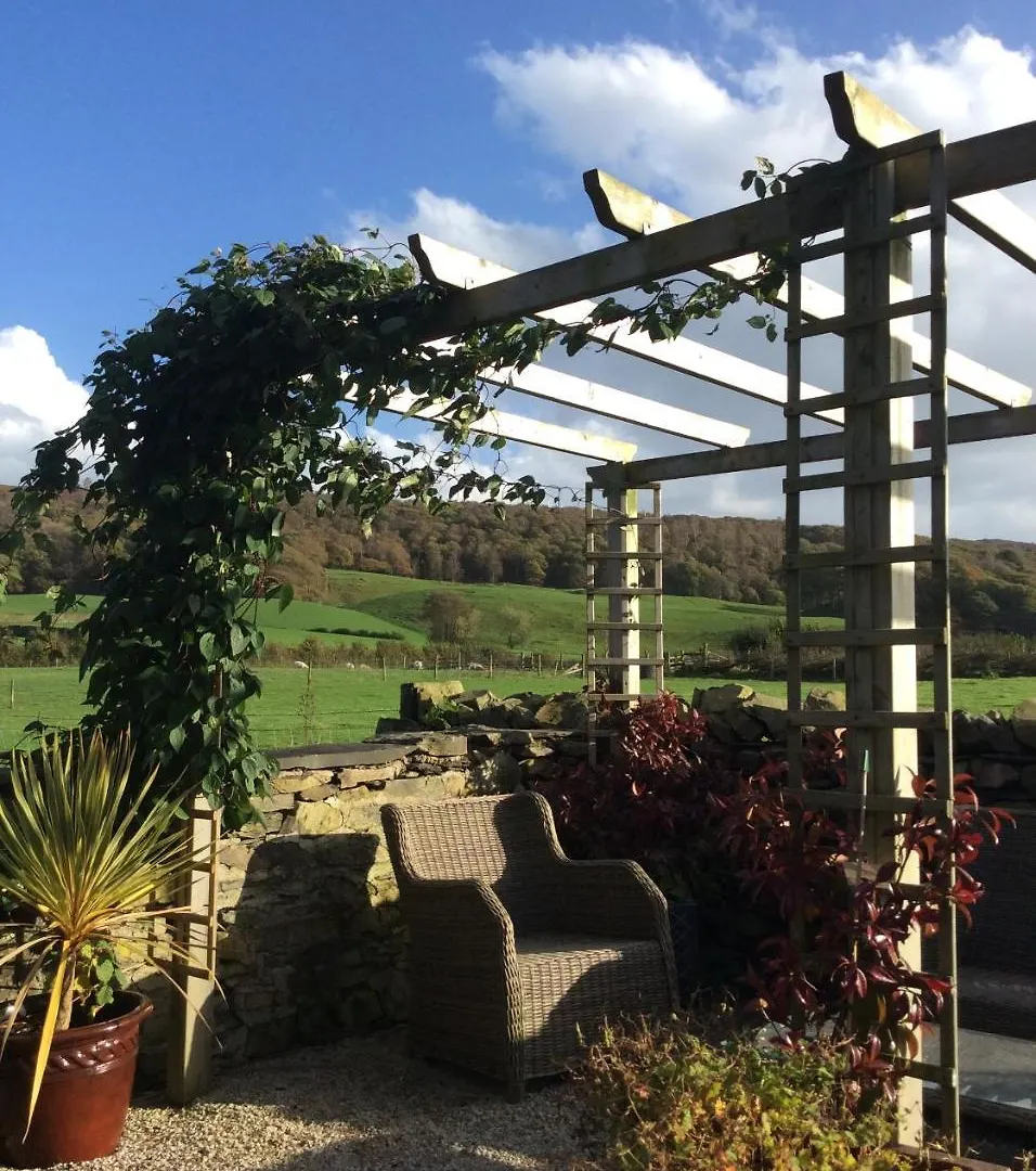 Crosslands Farm Guest house 4*