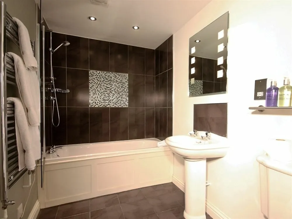 Lakes Hotell