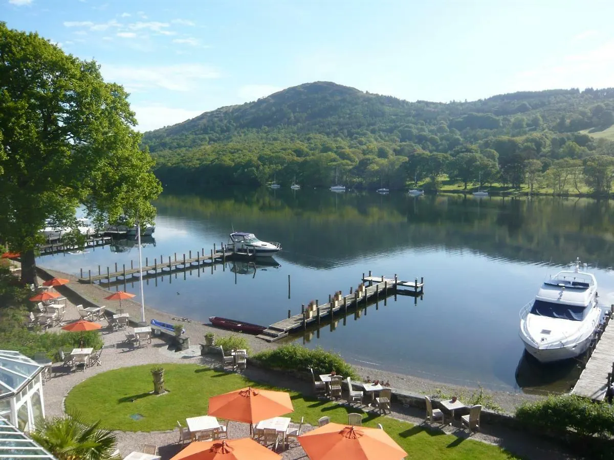 And 4* Lakeside
