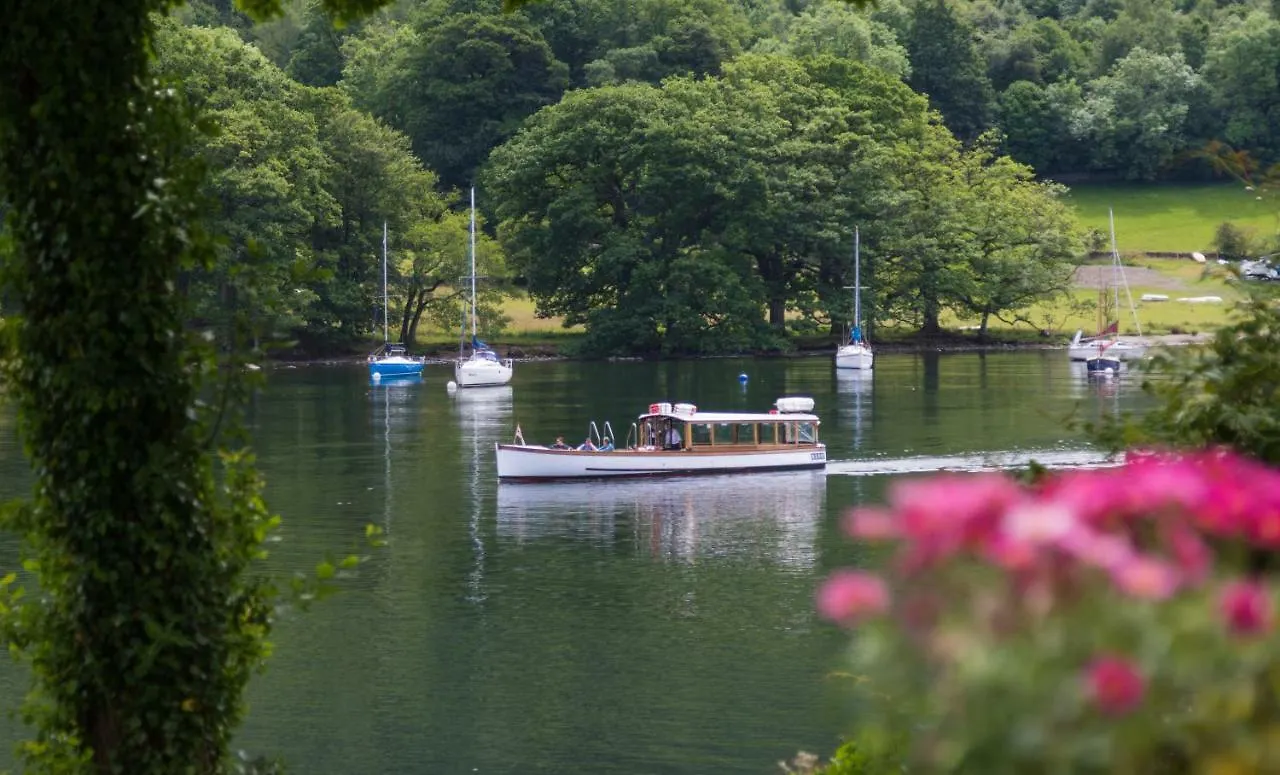 And Hotell Lakeside
