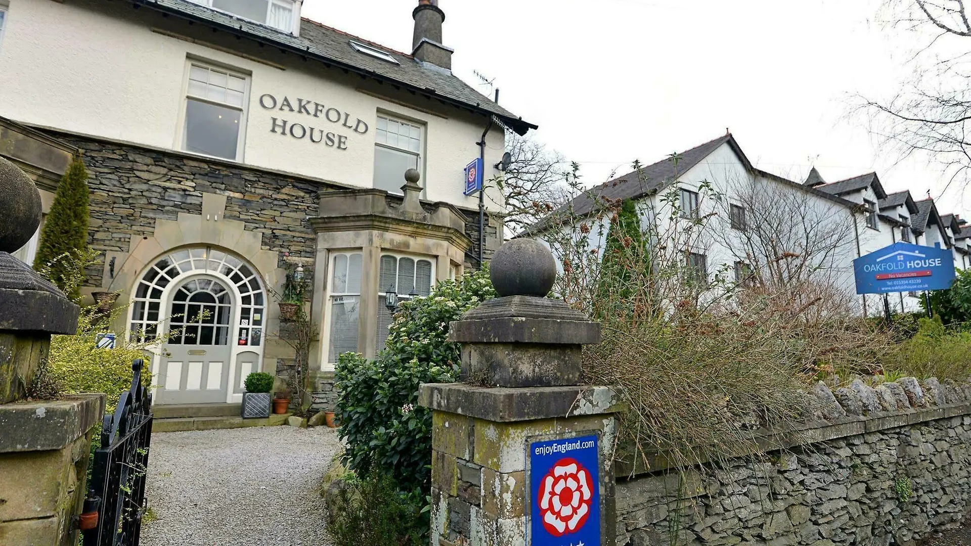 Oakfold House