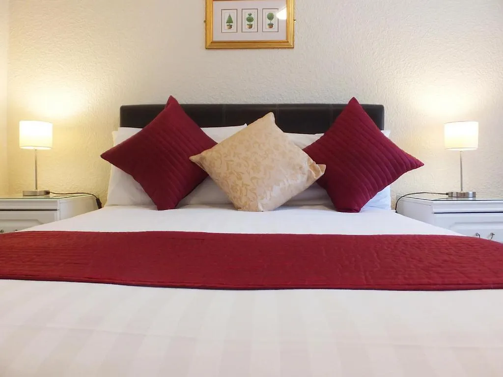 Holmlea Exclusively For Adults Guest house